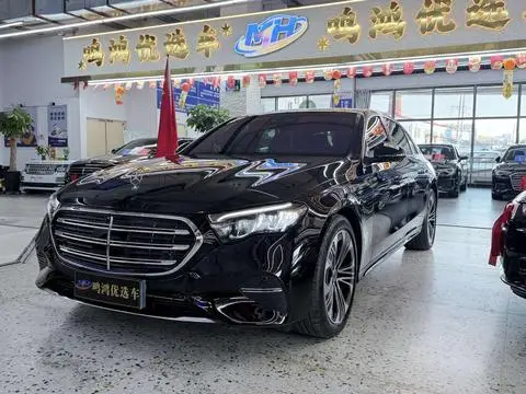 Mercedes-Benz E-Class 2025