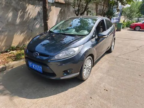 Ford 嘉年华 2011