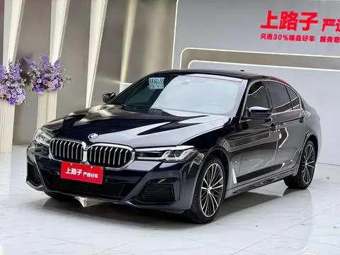 BMW 5 Series 2022 — фото 1