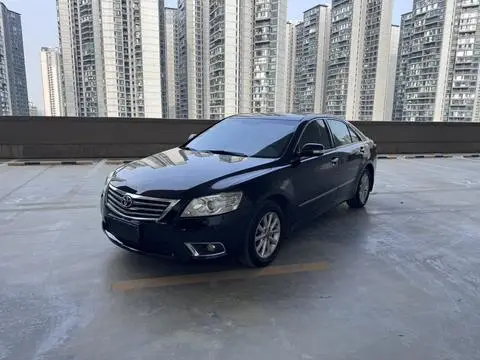 Toyota Camry 2011 — фото 1