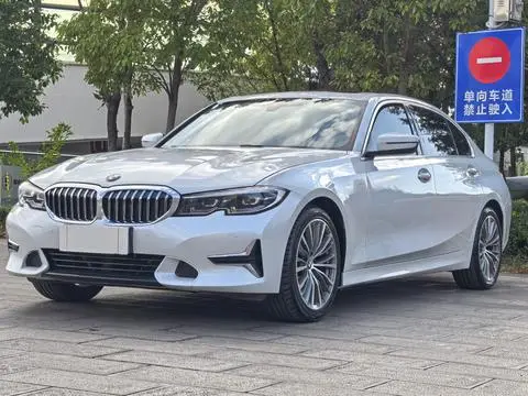 BMW 3 Series 2020 — фото 1