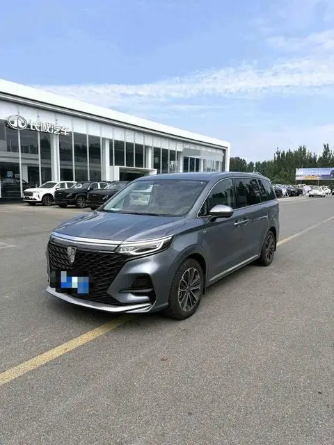 Roewe iMAX8 2021