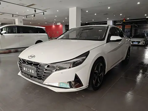 Hyundai Elantra 2021