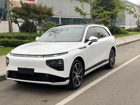 XPeng 小鹏G9 2022
