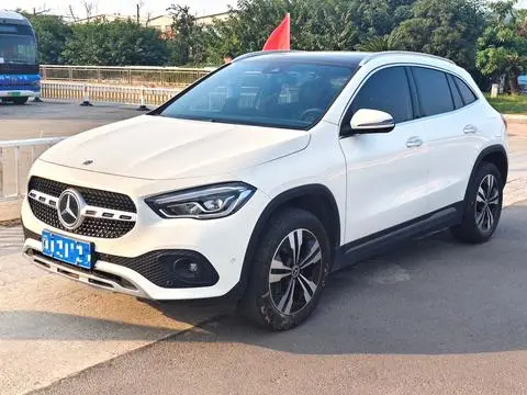 Mercedes-Benz GLA 2022 — фото 1