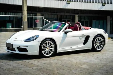 Porsche 718 2016