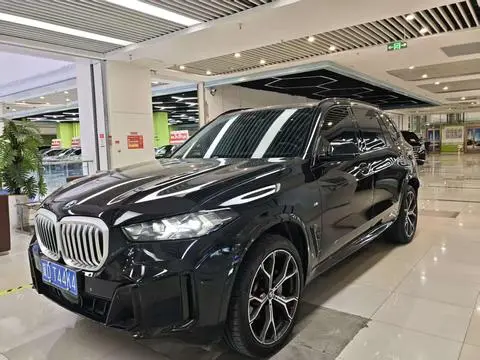 BMW X5 2023 — фото 1