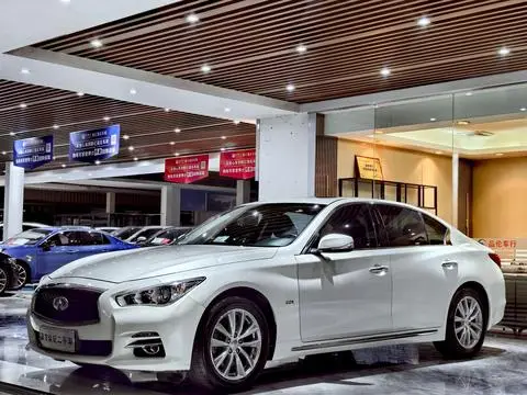 Infiniti Q50L 2015 — фото 1