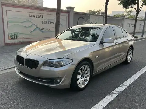 BMW 5 Series 2013 — фото 1