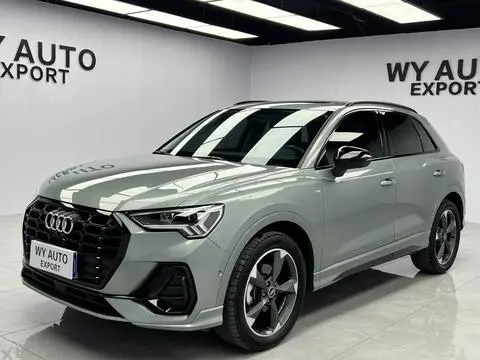 Audi Q3 2022 — фото 1