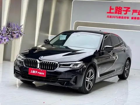 BMW 5 Series 2022 — фото 1