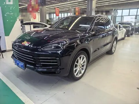 Porsche Cayenne 2019 — фото 1
