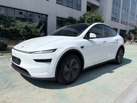 Tesla Model Y 2026