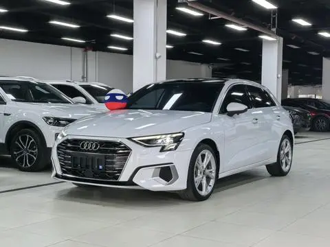 Audi A3 2022 — фото 1