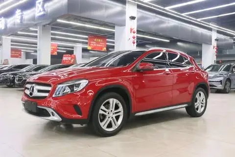 Mercedes-Benz GLA 2015 — фото 1
