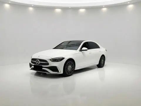 Mercedes-Benz C-Class 2024
