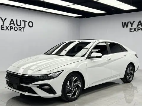 Hyundai Elantra 2023 — фото 1