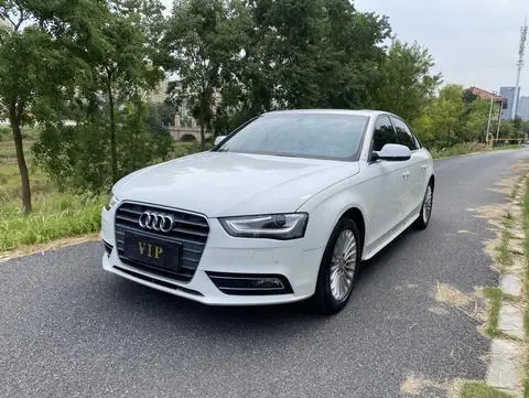 Audi A4L 2015 — фото 1
