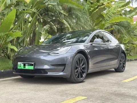 Tesla Model 3 2019 — фото 1