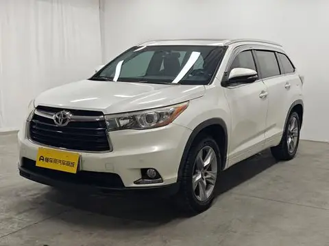 Toyota Highlander 2015 — фото 1