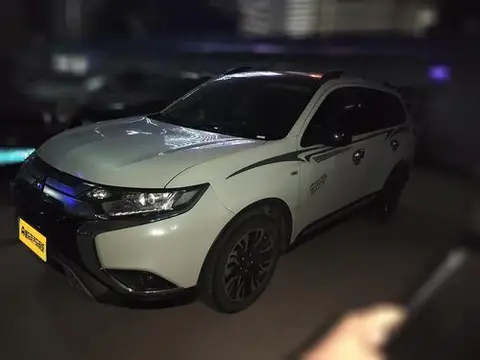 Mitsubishi 欧蓝德 2020