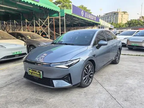 XPeng 小鹏P5 2022