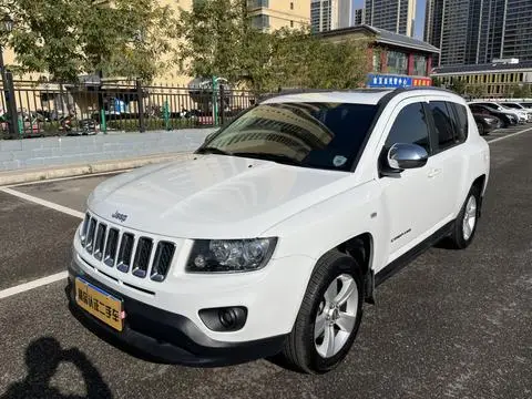 Jeep 指南者 2014