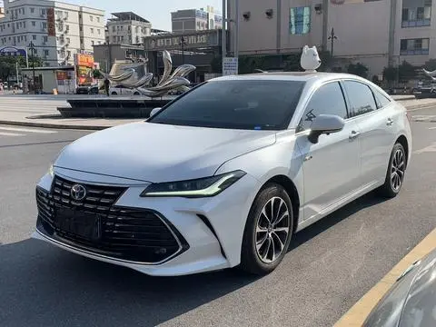 Toyota 亚洲龙 2023 — фото 1