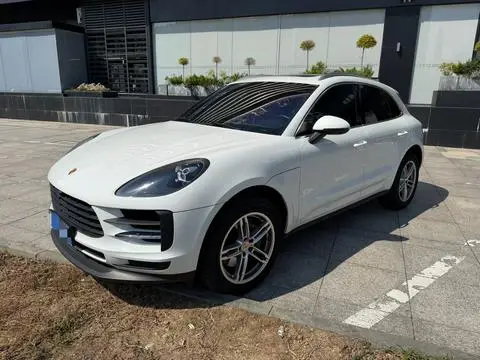 Porsche Macan 2021