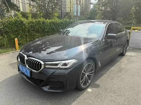 BMW 5 Series 2021 — фото 1