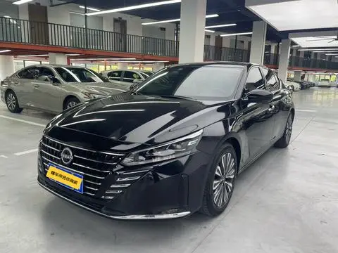 Nissan Teana 2022