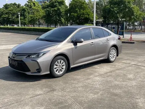 Toyota Corolla 2019 — фото 1