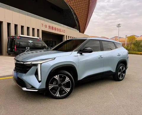 Geely 博越 2023 — фото 1