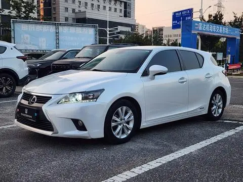 Lexus CT 2014