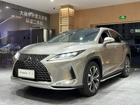 Lexus RX 2020 — фото 1