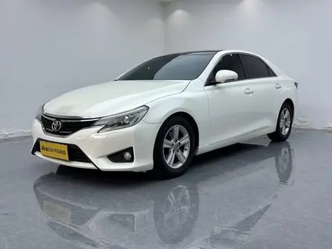 Toyota Reiz 2013