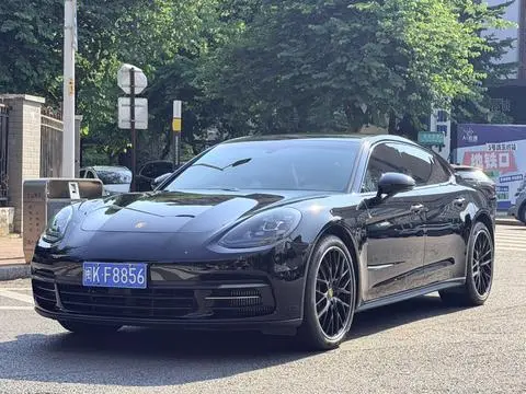 Porsche Panamera 2019