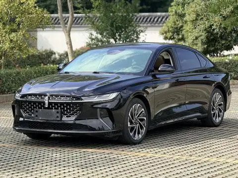 Lincoln Z 2024