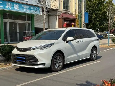 Toyota 赛那 2024