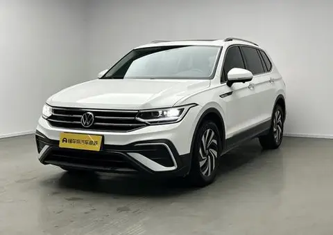 Volkswagen Tiguan L 2022