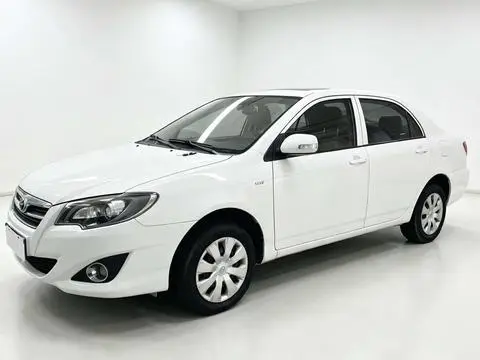 Toyota Corolla Altis 2013 — фото 1