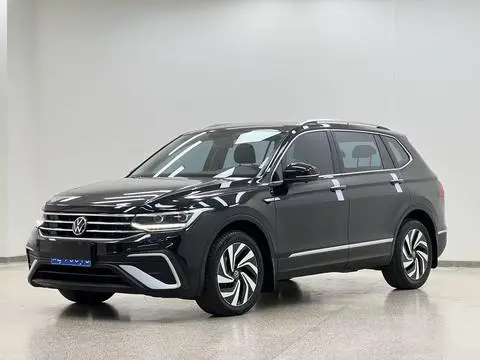 Volkswagen Tiguan L 2022