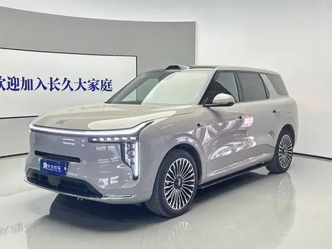 IM Motors 智己LS8 2026