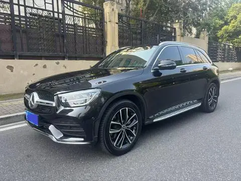Mercedes-Benz GLC 2021 — фото 1