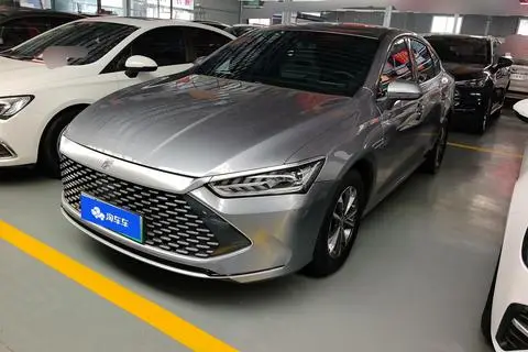 BYD 秦PLUS DM 2023 — фото 1