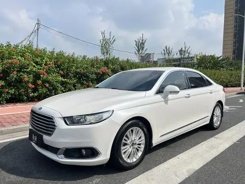 Ford 金牛座 2018