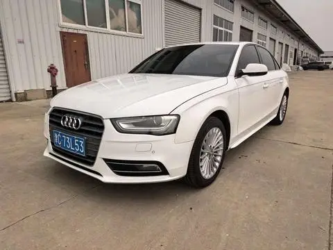 Audi A4L 2015 — фото 1