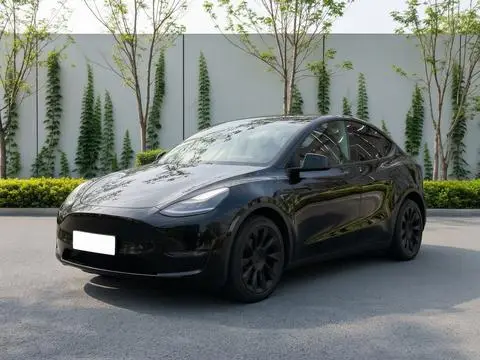 Tesla Model Y 2022 — фото 1