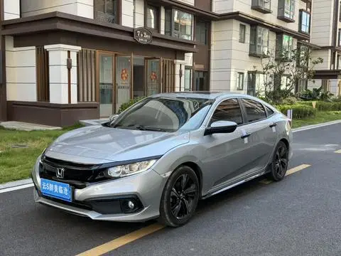 Honda Civic 2019 — фото 1