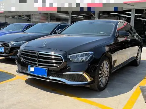 Mercedes-Benz E-Class 2022 — фото 1